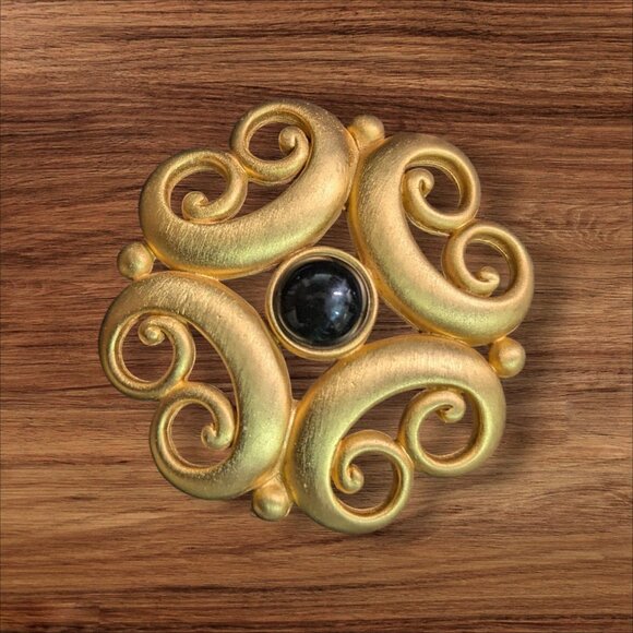 Anne Klein Vintage Gold-Tone Swirl Brooch With Black Stone In Center Circular Pi - Picture 2 of 6